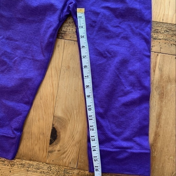 LULULEMON Seamlessly Street Crop Capri Yoga Workout Pant Heather Iris Purple 8 - Picture 5 of 10